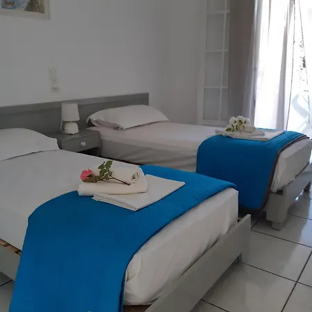 Dolphin Studios-near The شقة *