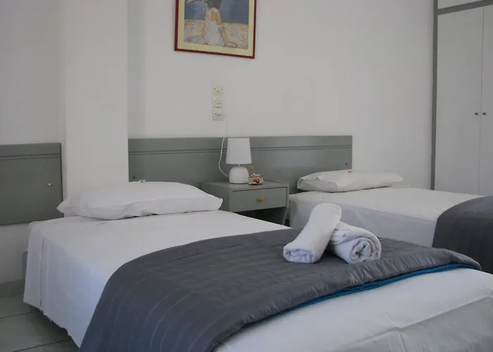 Daire Dolphin Studios-near The